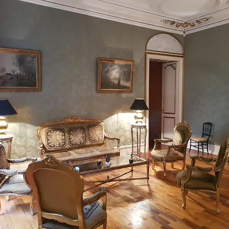 Le Manoir Du Thouron 招待所 3*