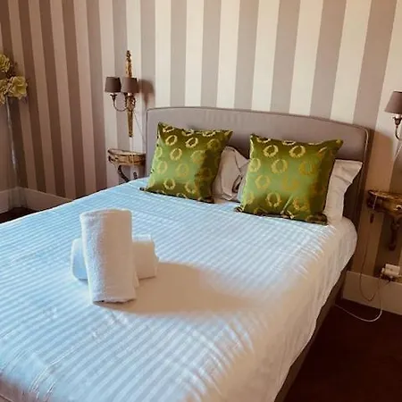 Le Manoir Du Thouron Penzion Saint-Sulpice (Oise)