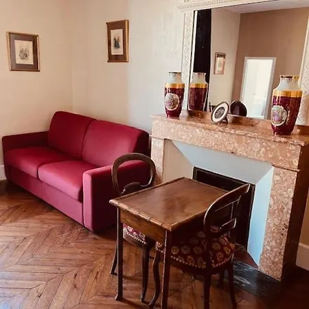 Le Manoir Du Thouron Penzion