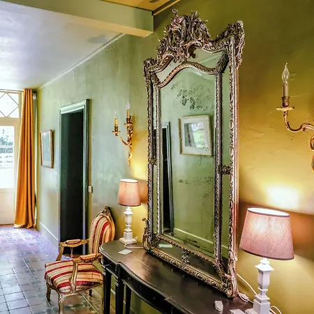Le Manoir Du Thouron 3*