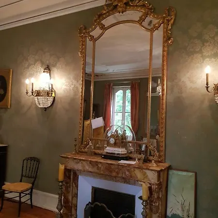 Le Manoir Du Thouron Гостевой дом Saint-Sulpice (Oise)