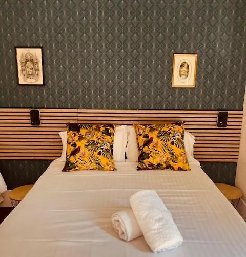 Le Manoir Du Thouron Saint-Sulpice (Oise)